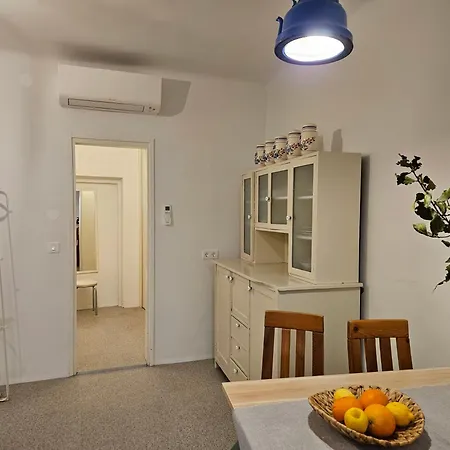 Apartment Jager Tour As *