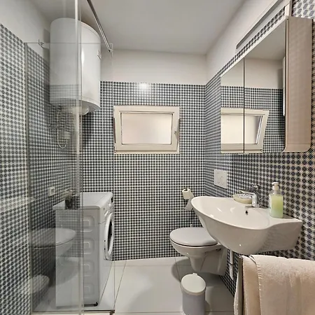 Jager Tour As Apartment